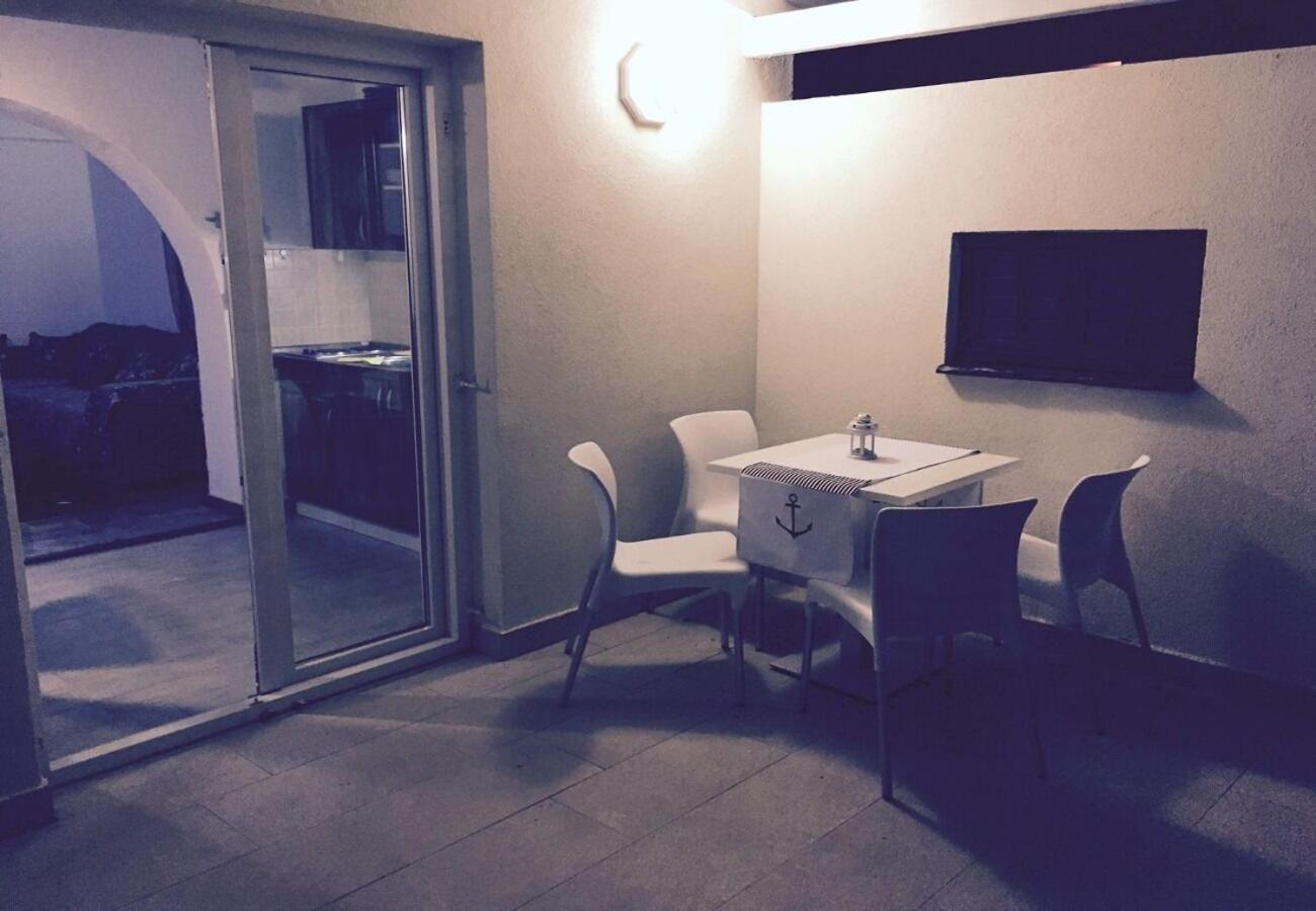 Apartments Neno - 20 M From Beach Ribarica Buitenkant foto